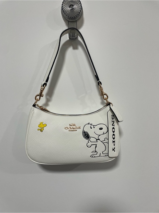 Coach Handbags - Coach x Peanuts Snoopy & Woodstock Shoulder Bag
